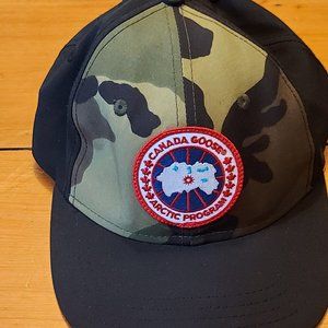Canada Goose Camo Hat with authenticity tags